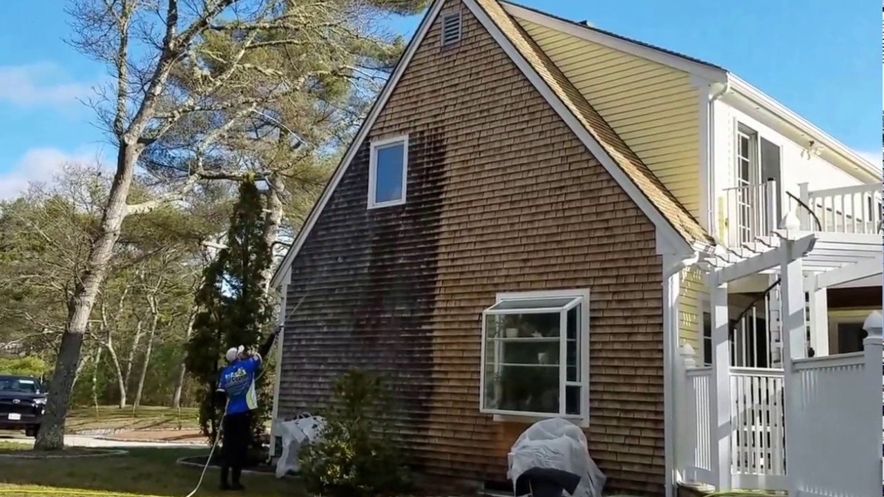 Gentle Cedar Shingle Cleaning in the South Shore and Cape Cod Mass