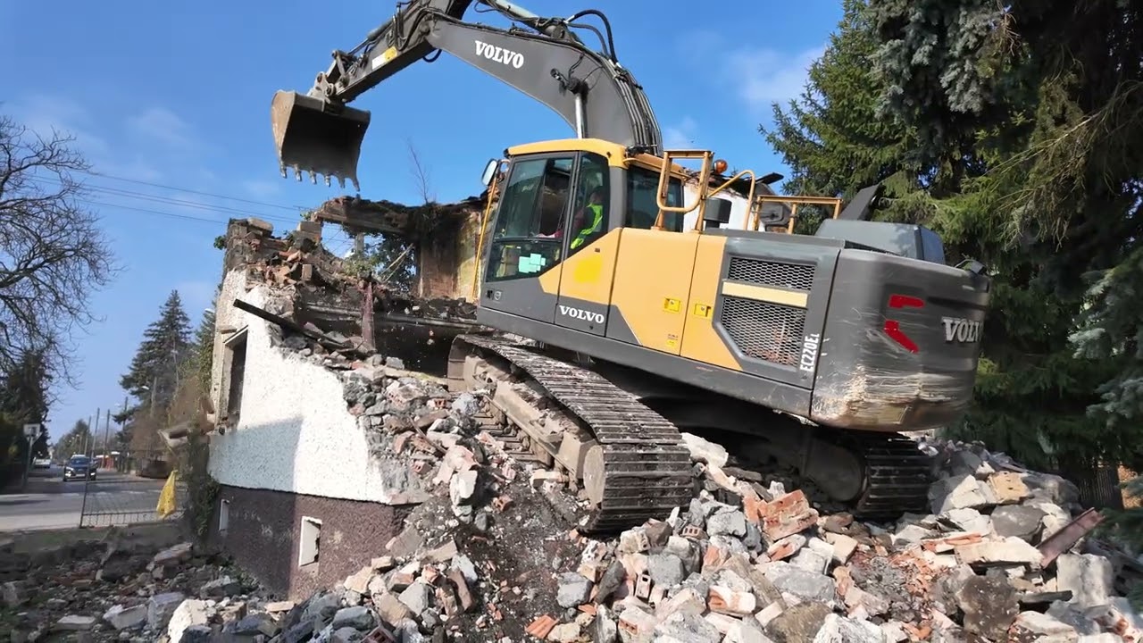 Profesjonalne Wyburzenia – Szybko, Bezpiecznie, Skutecznie | SIMNAT w Akcji