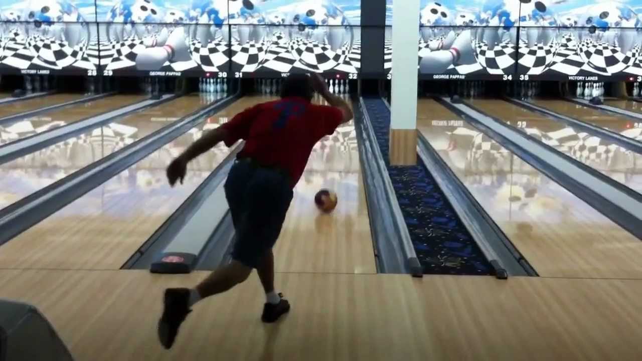 Steve Hogue throwing his new Ebonite Exceed YouTube