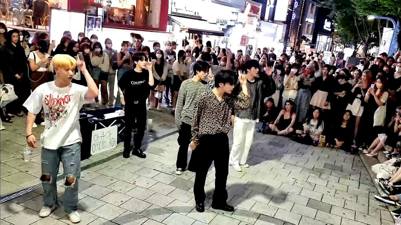 FRIDAY. AQA. BEAUTIFUL SUPERB PERFORMANCE. HONGDAE STREET.