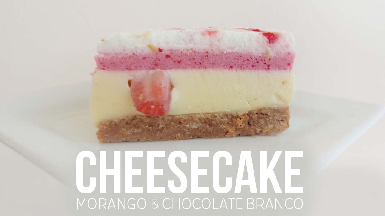 Cheesecake Saudável de Morango & Chocolate Branco Light | Receita Fit