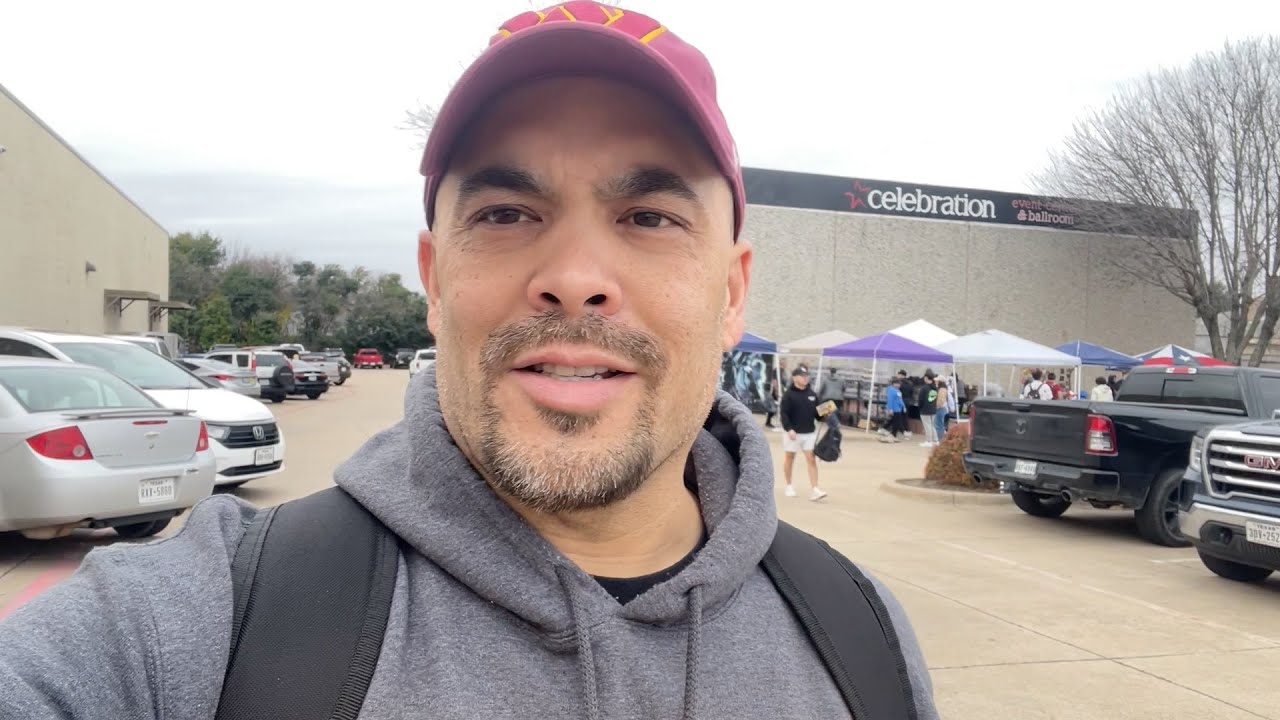 Episode 503 - TOY HUNTING Vintage and Modern at a DALLAS TOY SHOW