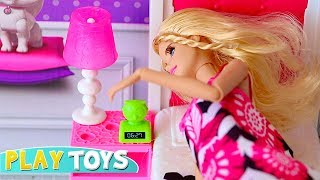 Barbie doll morning routine in barbie bedroom and barbebi bathroom. play baby barbie girl dollhouse and doll furniture with pink car 