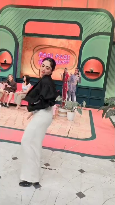 Dewi Persik Goyang Tiktok  #shorts
