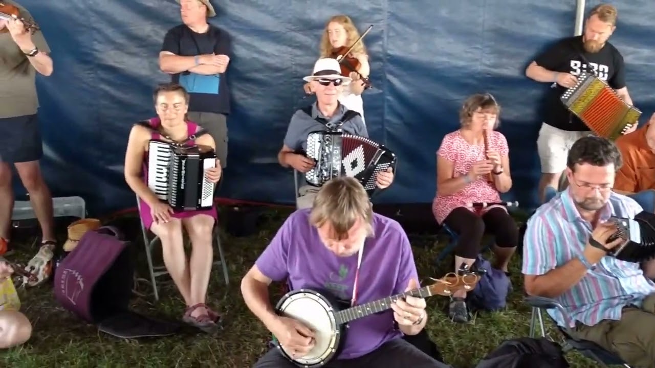 Towersey festival 2017 session tent