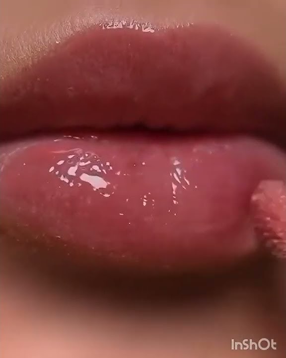 beautiful hot lips😍#makeup#eyemakeup #viralshorts #makeuptutorial##trending#youtubeshorts