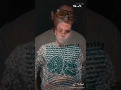 انا اللي راكب المكان وانتم لا