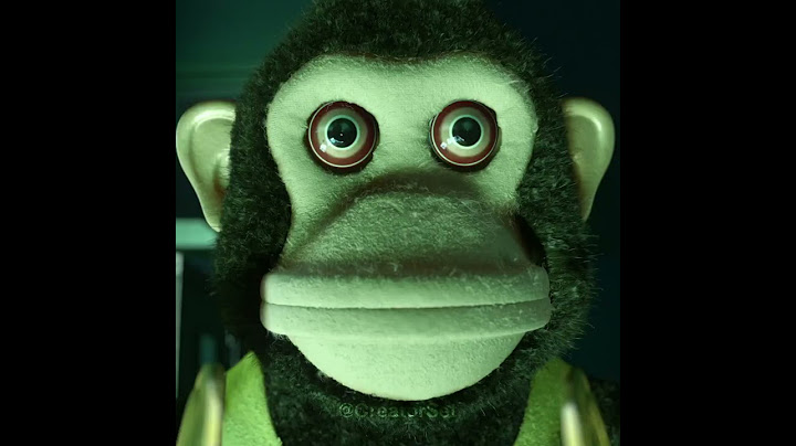 Monkey plays fnaf