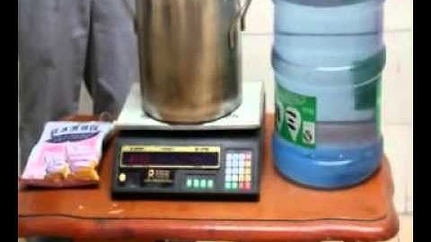 Soft ice cream machine operation video