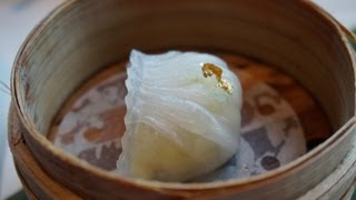Eating Dim Sum in Hong Kong, China (吃在香港的點心)