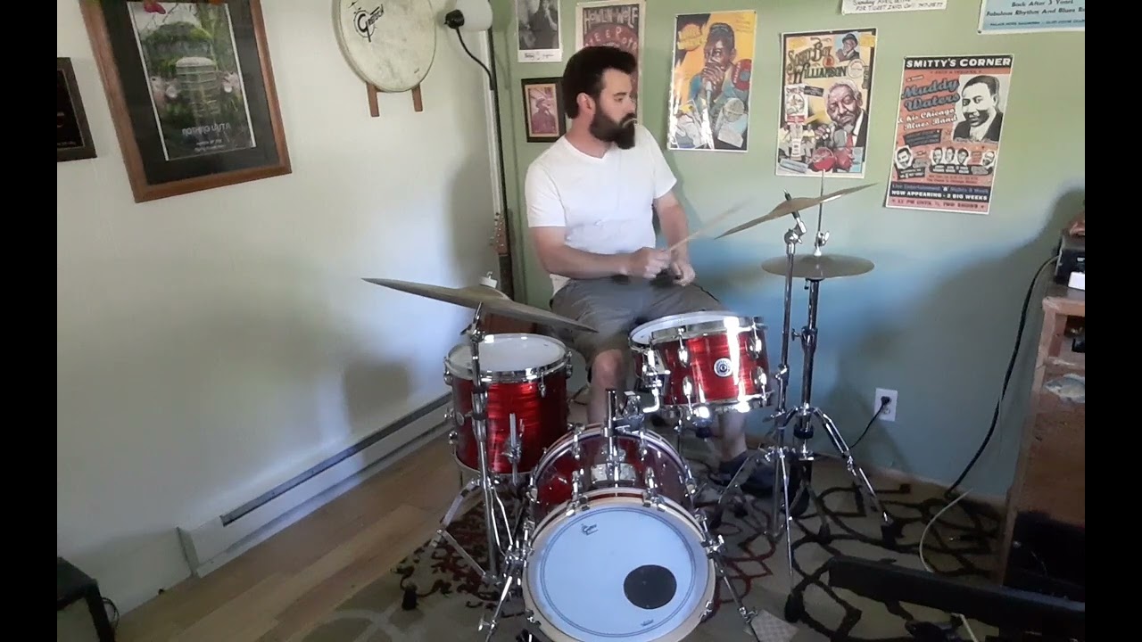 Trying out my new Drum kit! (Gretsch Brooklyn Micro)
