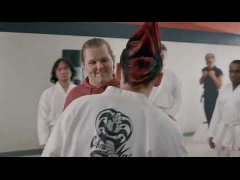 Halcon se venga del bullying que le hicieron Kyler y Brucks cuando era Eli | Cobra Kai| Temporada 3