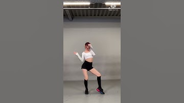 Swipe with loco: Chaeryeong #스와이프챌릱지 #itzy