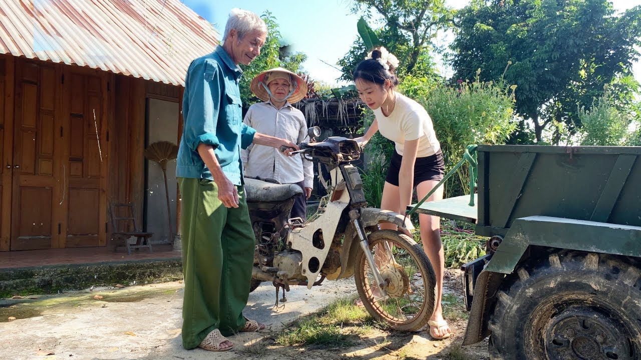 Restored an old Dream motorbike full of memories associated with grandparents' life.