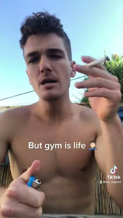 How to be like TOM SHELBY🚬 #shorts #fitness #peakyblinders #smoking #lifting #comedy #tomshelby