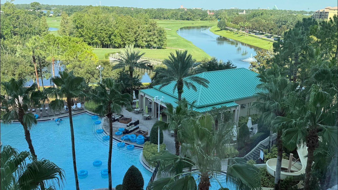 Room Tour at the Signia Hilton Bonnet Creek! By @megsfamilyadventures