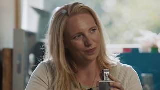 What makes Sarah so clumsy in the kitchen? | RNIB - See Differently