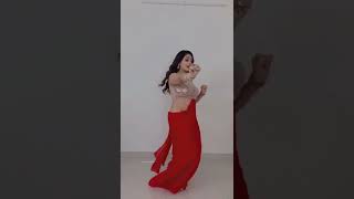 Dhee14 Team Leader Sushmita Latest Instagram Reel Sushmita Dance Performance
