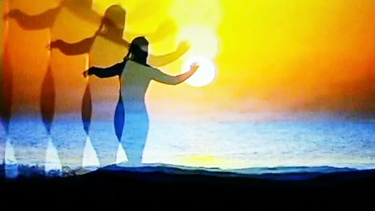 Watch Tristan Bres – Sunrise (A Surf Movie Shaped by Analog Feedback) on YouTube Watch Tristan Bres – Sunrise (A Surf Movie Shaped by Analog Feedback) on YouTube