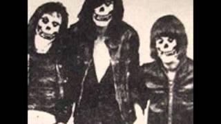 Watch Misfits 1969 video