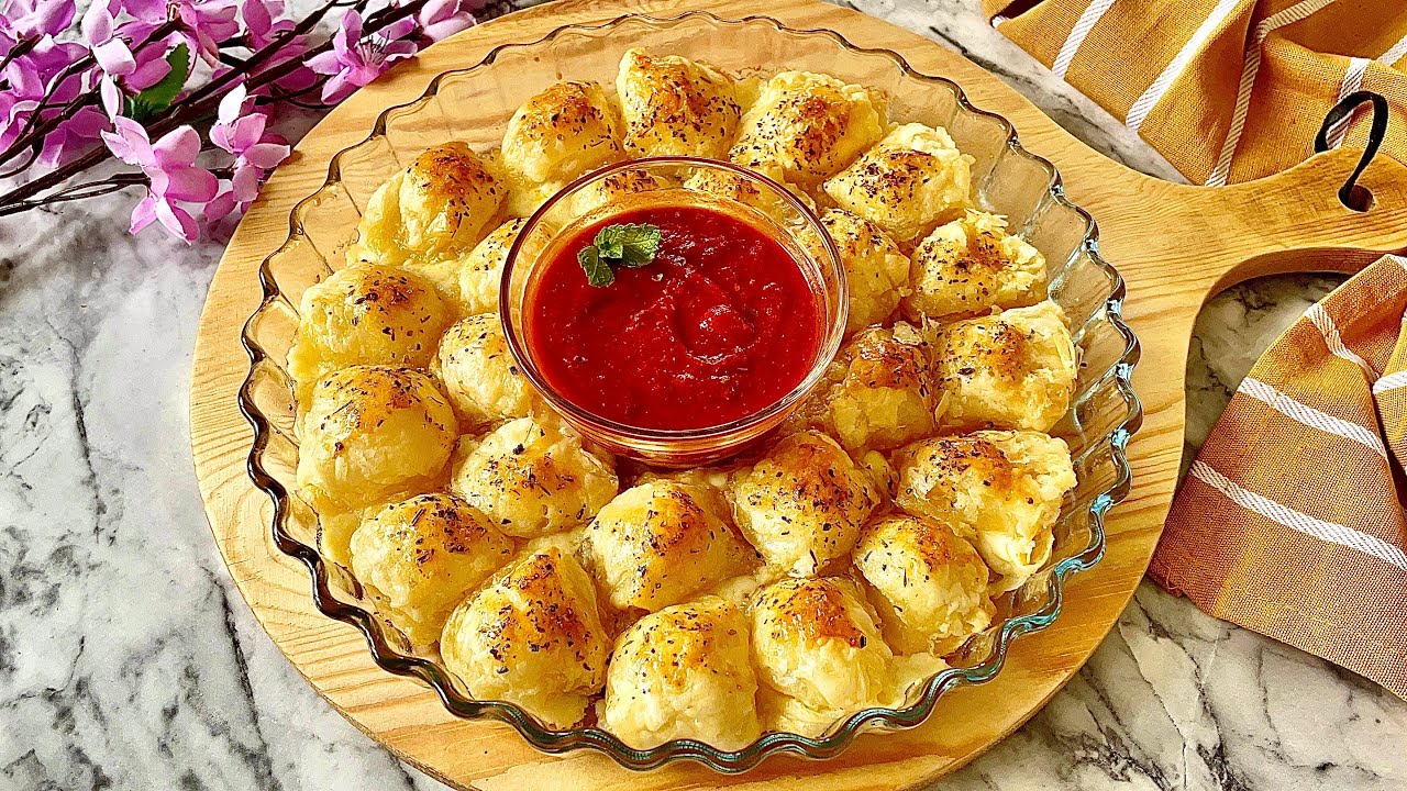 Puff Pastry Recipe Mini Cheesy Parcels Snacks Puff Pastry Ring puff-pastry-recipe-mini-cheesy-parcels-snacks-puff-pastry-ring