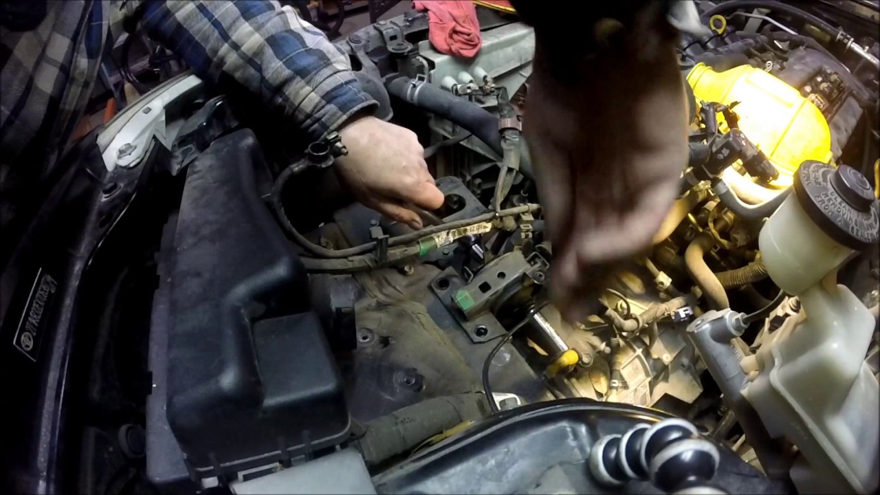 How To Replace Transmission Mount - Toyota Matrix / Pontiac Vibe