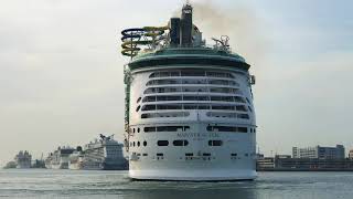 Mariner of the Seas Turns Around in Miami