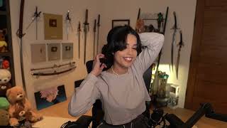 VALKYRAE! 🔴LIVE! WATCHING CRIME VIDEOS WITH CHAT
