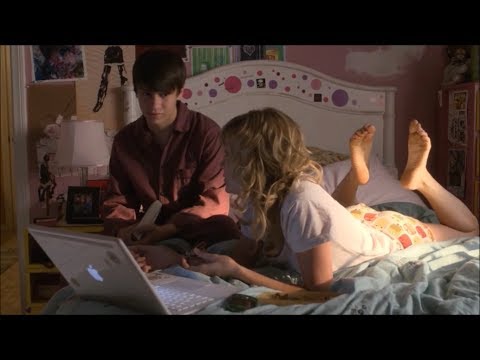 Brie Larson Feet/Soles