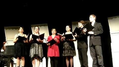 Piece de groupe.  Étudiants chant classique Cégep Sherbrooke 9 dec. 2011. Classic song students.