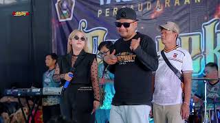 Download Lagu Rindi Safira - Salam Satu Jiwa - Admaja Music || WSS Tip Gandu MP3 Download Lagu Rindi Safira - Salam Satu Jiwa - Admaja Music || WSS Tip Gandu MP3