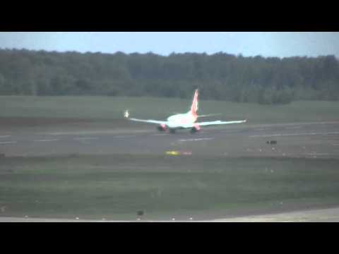 Boeing 737-700 Air Berlin landing @ Cologne-Bonn