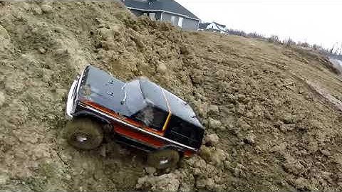 crawl and bash trx 4 Ford Bronco