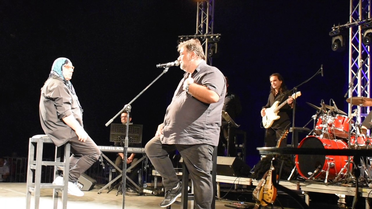 «25 χρόνια Άγαμοι Θύται» Μία επετειακή παράσταση στο θέατρο Βράχων