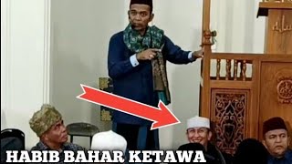 Habib Bahar Bin Smith Ketawa Dengar Ceramah Ustadz Abdul Somad Ibumu Surgamu Kajian Ramadhan