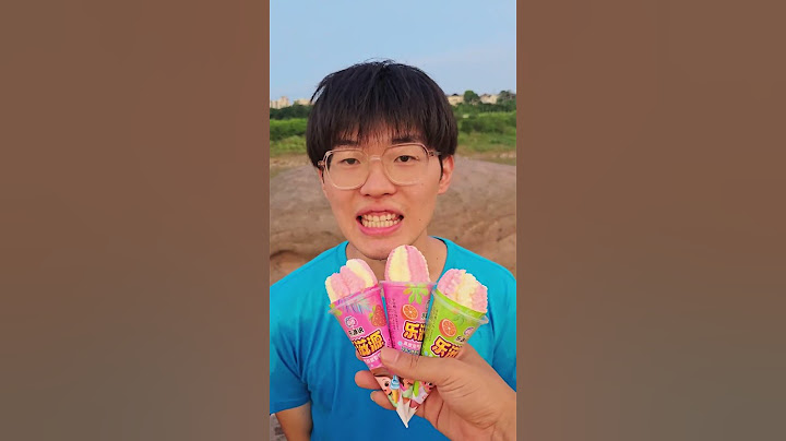 The weirdest way to eat ice cream!🍦🍧🍭😅😂🤣