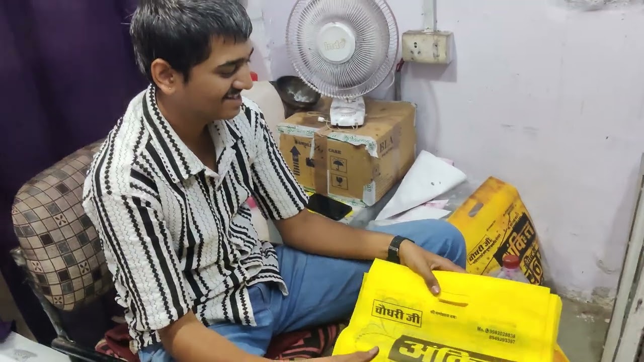 Single colour lemon yellow colour bag print