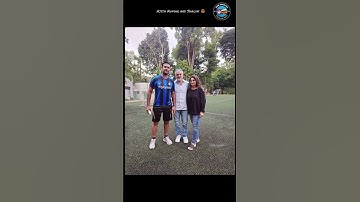 Ajith Kumar and Shalini latest click with their fan meet up 😍#2day_update #ajithkumar #shalini