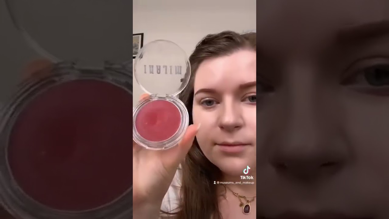 Anyone else obsessed with cream blush? 🙋&zwj;♀️💕 Milani&rsquo;s cheek kiss in merlot moment 💋#glowyskin