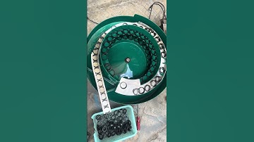 Vibrating feeder for parts, plastic rings sorting machine