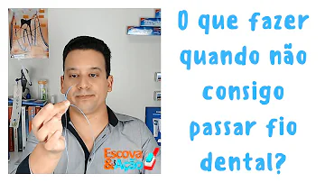 Como tirar coisas da gengiva?