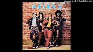 09 Hello People - So Good To Be Alive