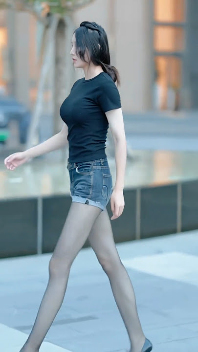 Gadis cantik street fashion Korea tiktok #chinesefashion #mejoresstreetfashion #chinagirlstitktok