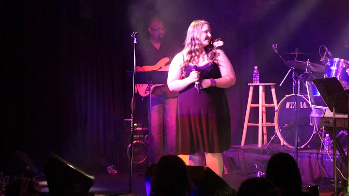 Somebody To Love Sung By Jessica Dotson Glee and Q...