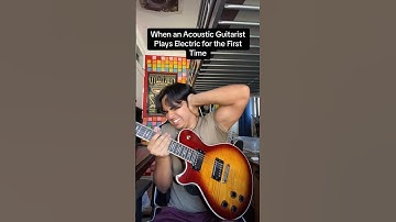 When an ACOUSTIC GUITARIST plays ELECTRIC for the FIRST TIME 🙈