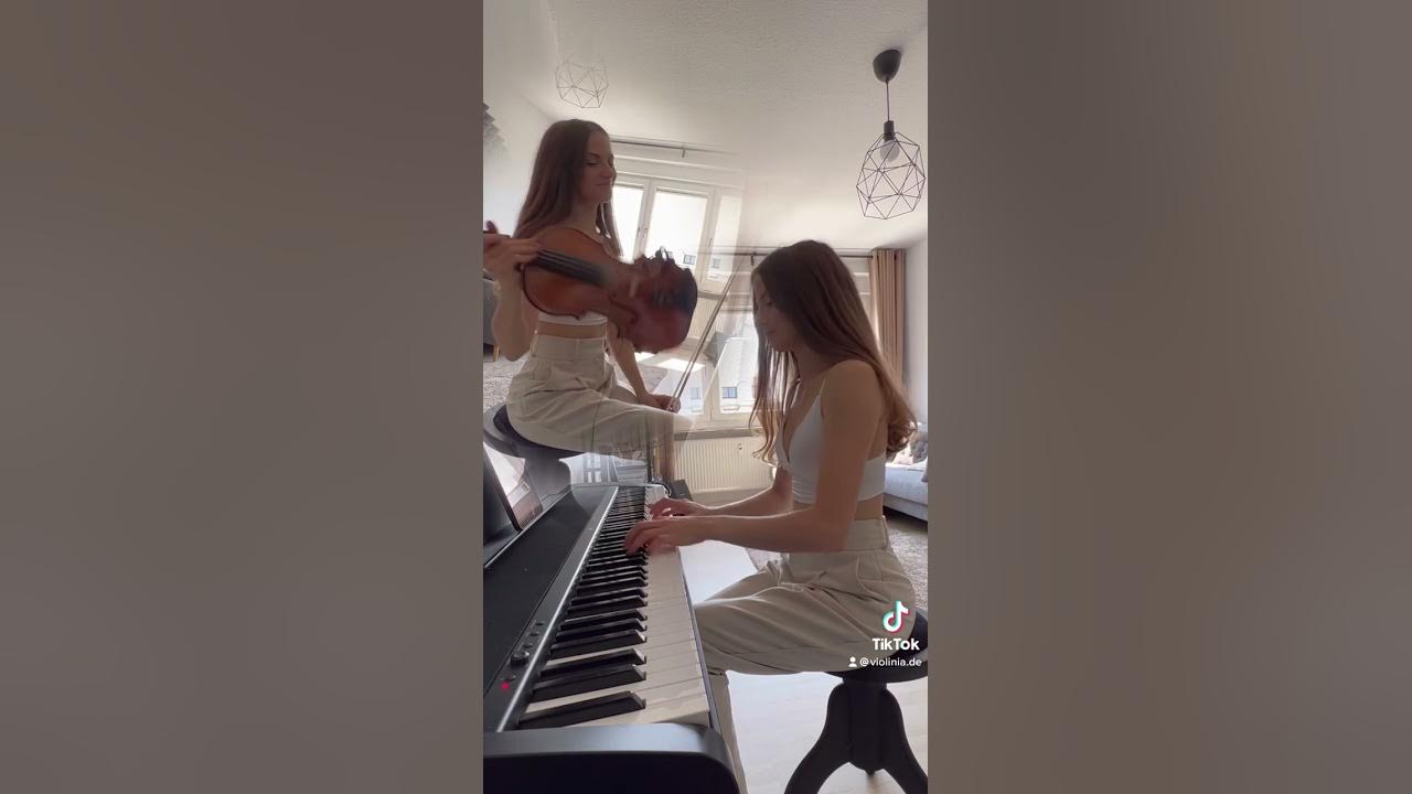 Indila - Love Story by ViOLiNiA 💕