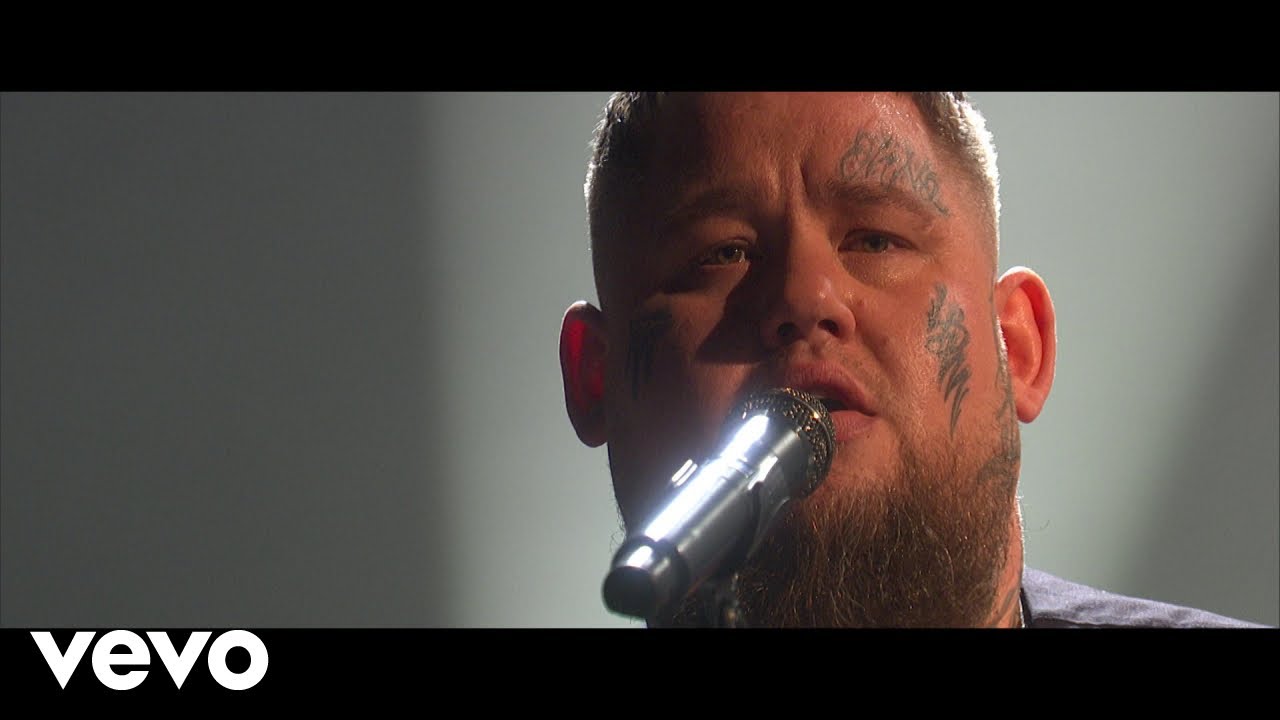 Rag'n'Bone Man - Fall in Love Again (Live on The Graham Norton Show) Rag'n'Bone Man - Fall in Love Again (Live on The Graham Norton Show)