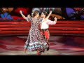 ¡Geniales! Viviana Saccone y Tito Díaz bailaron "Chacarera del violín" pedido por Ángel de Brito