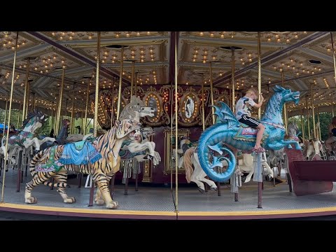 Carousel at Michigan’s Adventure Amusement Park - YouTube