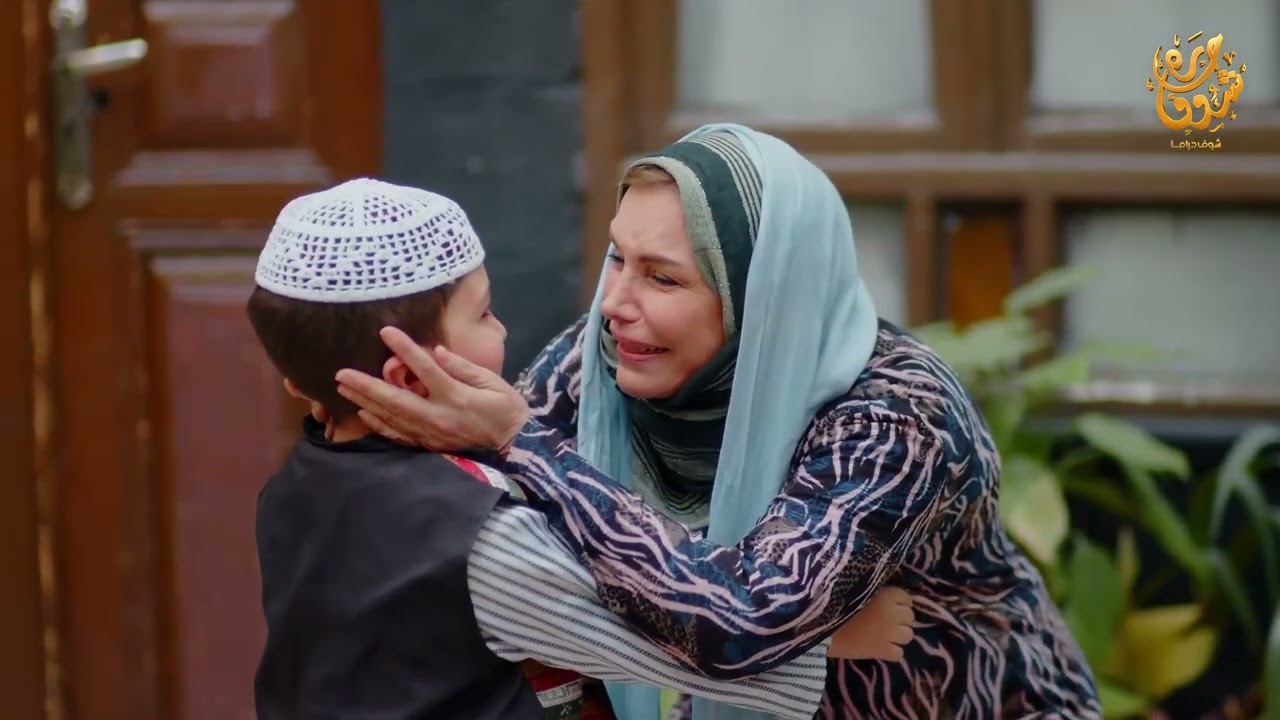 لحش أمّه بالبرّية للضباع ليرضي مرته‼️ حفيدها الصغير لاقاها بعد ما ولاد الحلال حضنوها..